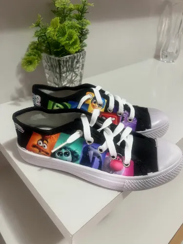 sapato infantil do divertidamente 