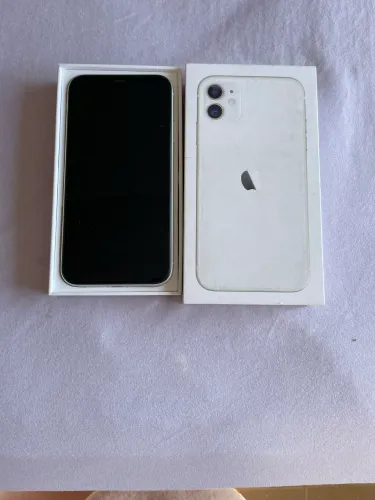 iPhone 11 64 