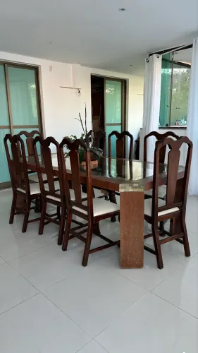 Mesa 8 lugares