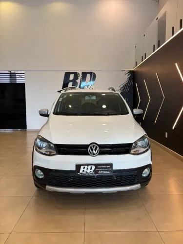 Volkswagen Crossfox 1.6 MI Total Flex 8V 5P 2014