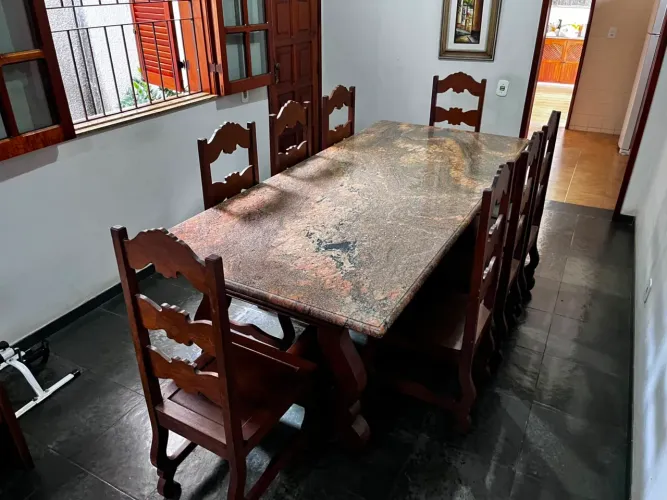 Mesa Cerejeira com tampo em Granito dez lugares