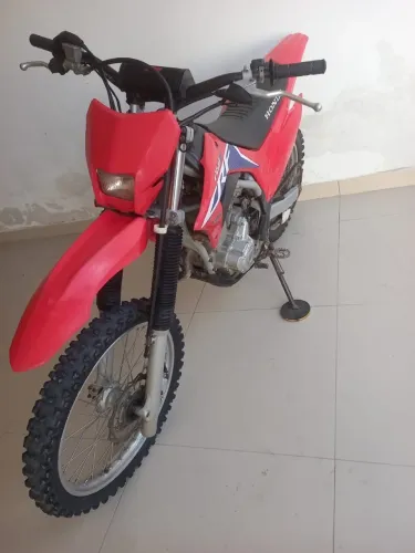 Vendo crf250 ano 2022 R$19:500