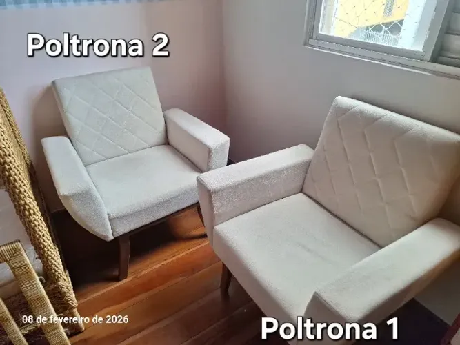 Poltrona bege usada (vendo o par ou uma unitária)