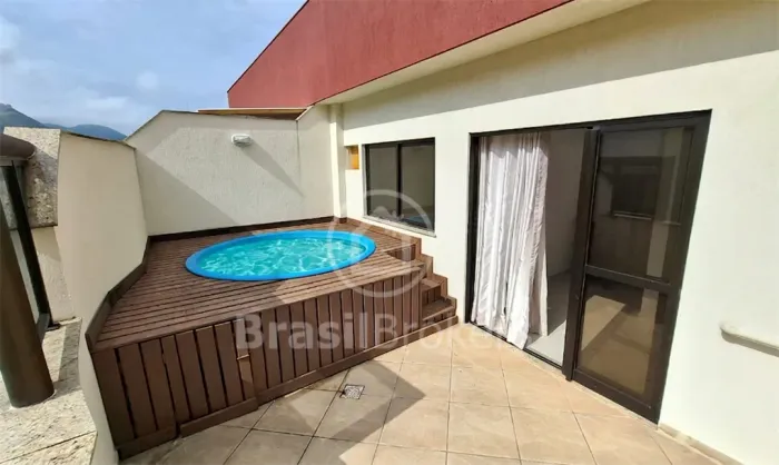 Cobertura Duplex à venda na Freguesia com piscina e 3 vagas