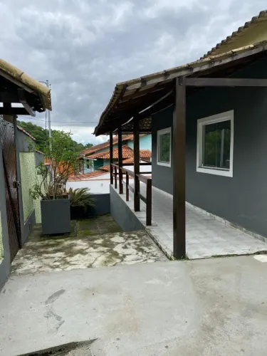 Casa 2 quartos e garagem em Pendotiba