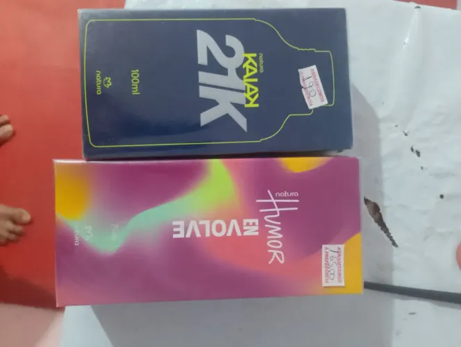 Vendo esses dois perfumes natura valor 180 meu whatsapp *87