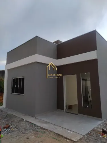 CASA À VENDA ALTOS DA SERRA Localizada em via pública | Casa novíssima