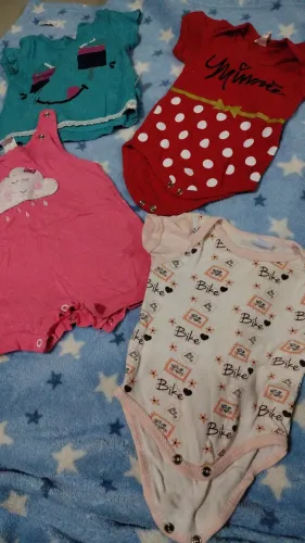 Lotinho de roupa meninas  3 meses