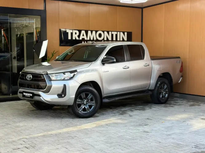 Toyota Hilux CD SR 4X4 2.8 TDI Diesel Aut. 2024