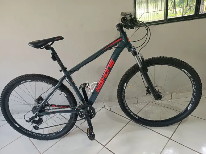 Bicicleta Mountain Bike Aro 29 (Highone) | Peças Selecionadas | Freio Hidráulico