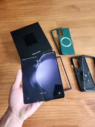 Samsung Galaxy Z Fold 5