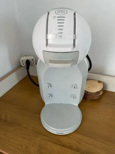 Cafeteira Dolce Gusto acompanha adaptador 3 corações 