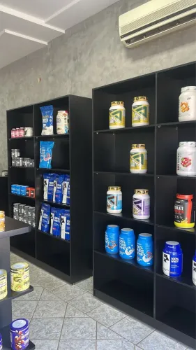 Móveis novos para comércio 