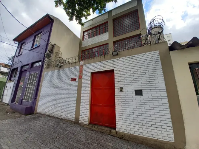 Prédio comercial no Cambuci Prédio comercial no Cambuci