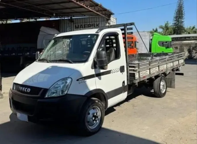 IVECO 35S14 CARROCERIA ANO 2013