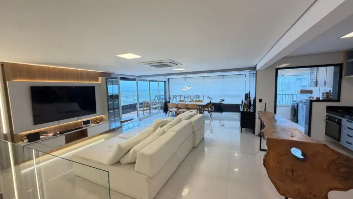 Apartamento à venda em Praia Grande no Caiçara