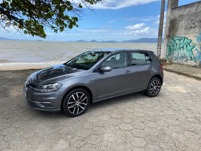 Volkswagen Golf Comfort. 200 TSI 1.0 Flex 12V Aut. 2018