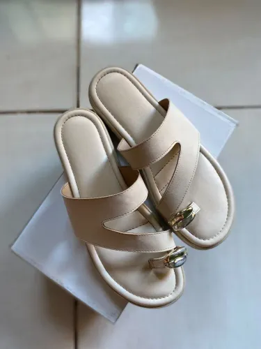 Tamanco feminino conservado branco gelo n°37
