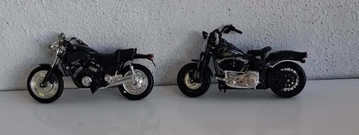 Motos Miniaturas Harley Daidson/ Yamaha V- Max