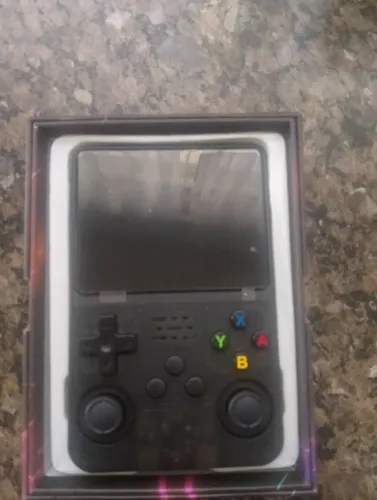 Game console r36s