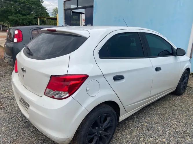 Chevrolet Onix JOY Hatch 1.0 8V Flex Mec. 4P 2019