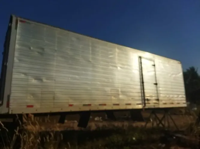 Baú para caminhão truque
