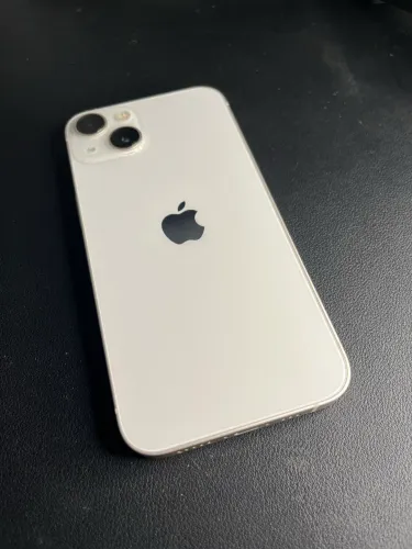 IPhone 13 - 128GB - Cor Estelar - Muito conservado