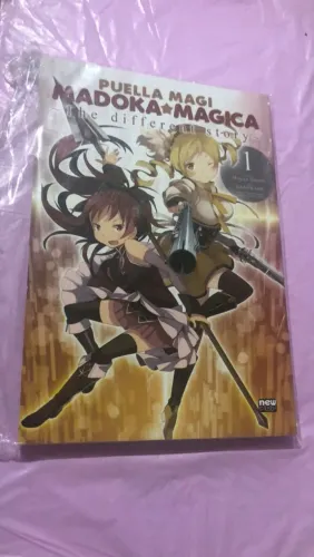 Madoka Magica different story volume 1