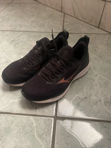 Tênis Feminino Mizuno