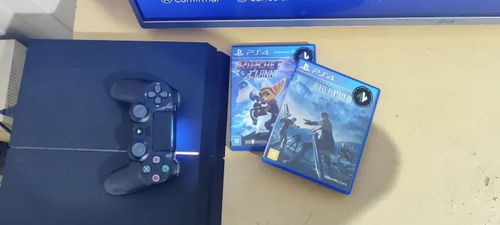 PS4 FAT +1 CONTROLE ORIGINAL + 20/12 JOGOS