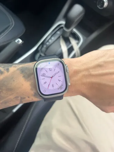 Apple Watch Ultra 2 Titânio Safira 93% Bateria - R$ 3.700