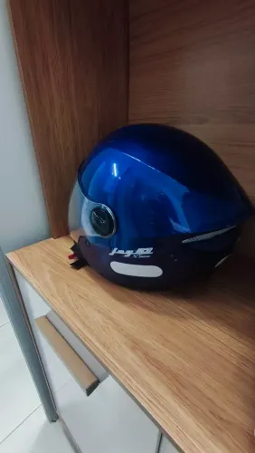 Capacete Taurus tamanho 56 