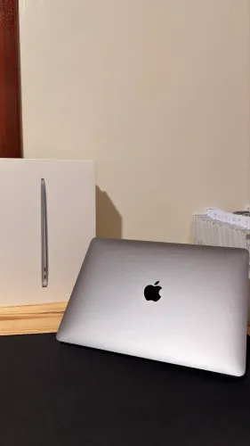 Macbook Air M1 na garantia da apple bateria 100%