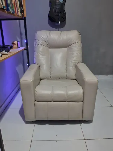Poltrona reclinável