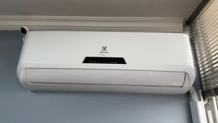 Ar-Condicionado Electrolux Inverter 18.000 BTUs - Pouco Utilizado - Excelente Estado