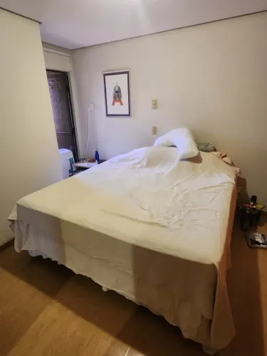 Cama box king size usada