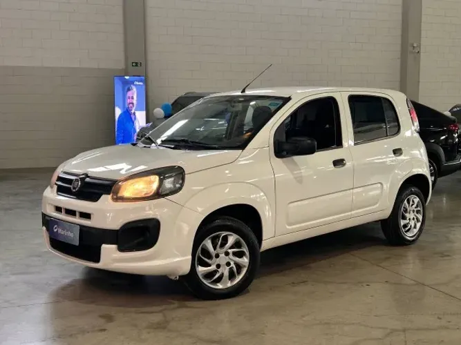 Fiat Uno Attractive 1.0 EVO Fire Flex 8V 5P 2021