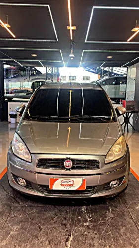 Fiat Idea Essence Dualogic 1.6 Flex 16V 5P 2011