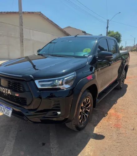 Toyota Hilux CD Gr-s 4X4 2.8 TDI Dies. Aut. 2022