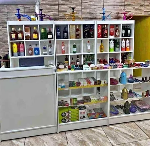 Adega kit prateleiras e balcões branco super promoção da semana