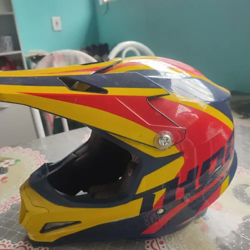Capacete Esportivo