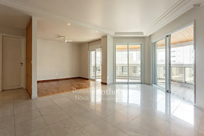 Apartamento com varanda gourmet, três suítes e vista aberta