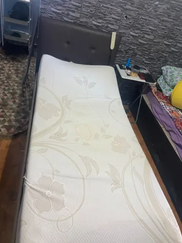 Cama