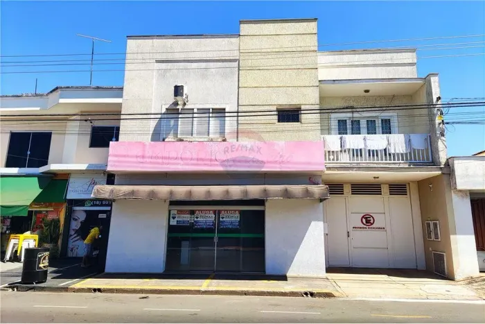 Salão para alugar na rua Marcilio Dias, Araçatuba SP