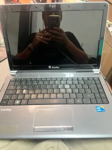 Notebook i3 Itautec