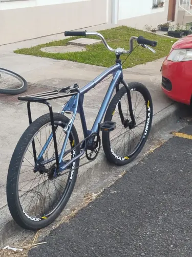 Bicicleta montadinha