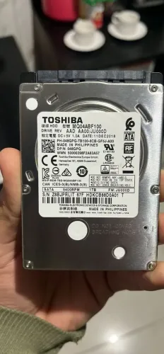 HD TOSHIBA 1TB para Notebook - 5400 RPM Seminovo