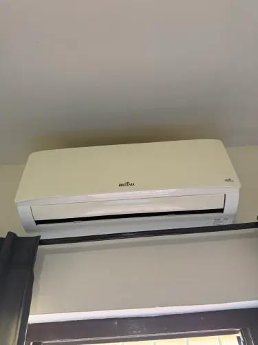 Ar Condicinado Britânia Quente e Frio Inverter 9000btus