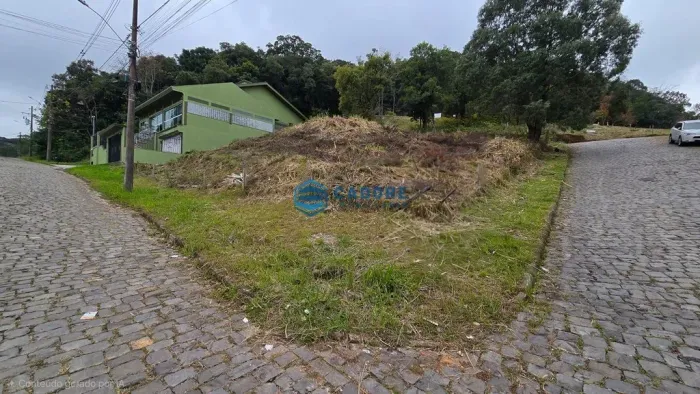 TERRENO SÃO LUÍS COM 792m²