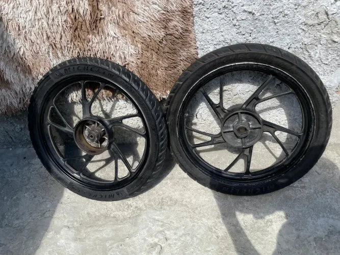 Vendo essa essa paletas pega na 125 150 ou na 160